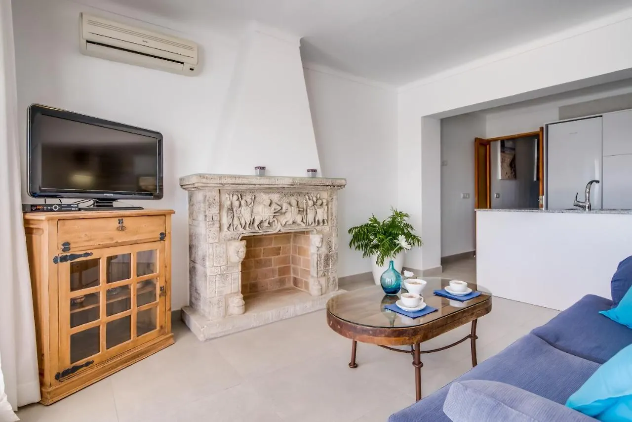 Ideal Property Mallorca - Mary 4 Pax 阿尔库迪亚港