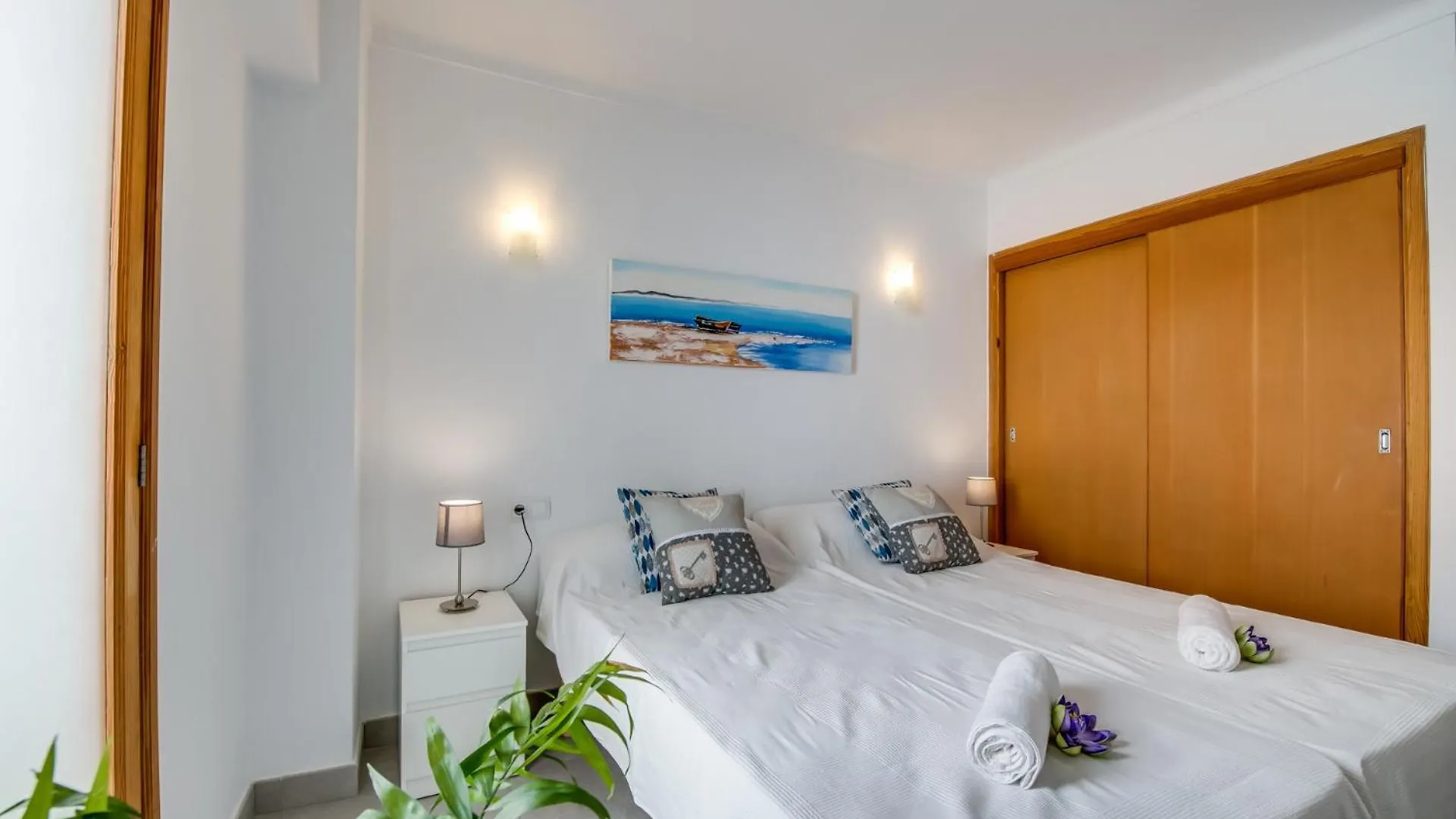 Ideal Property Mallorca - Mary 4 Pax Port de Alcudia  Port de Alcudia (Mallorca)
