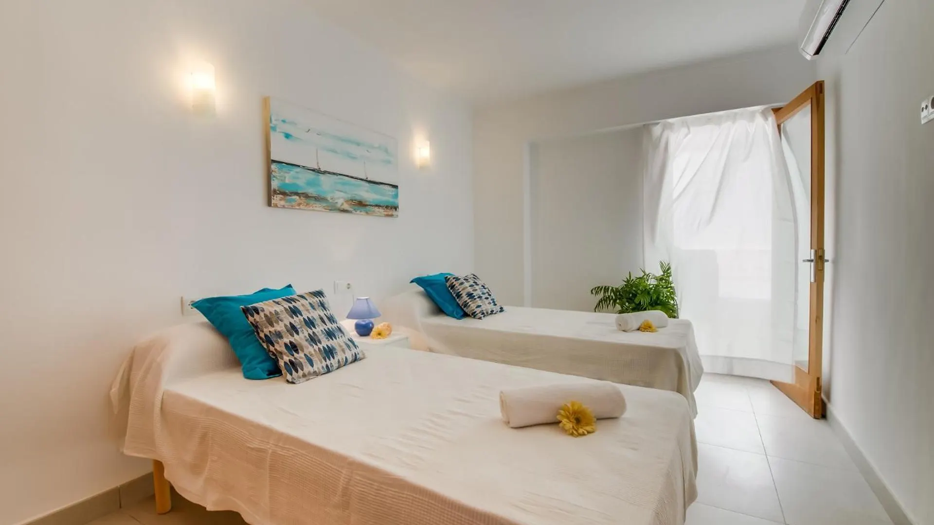 Appartement Ideal Property Mallorca - Mary 4 Pax Port de Alcudia  Spanje