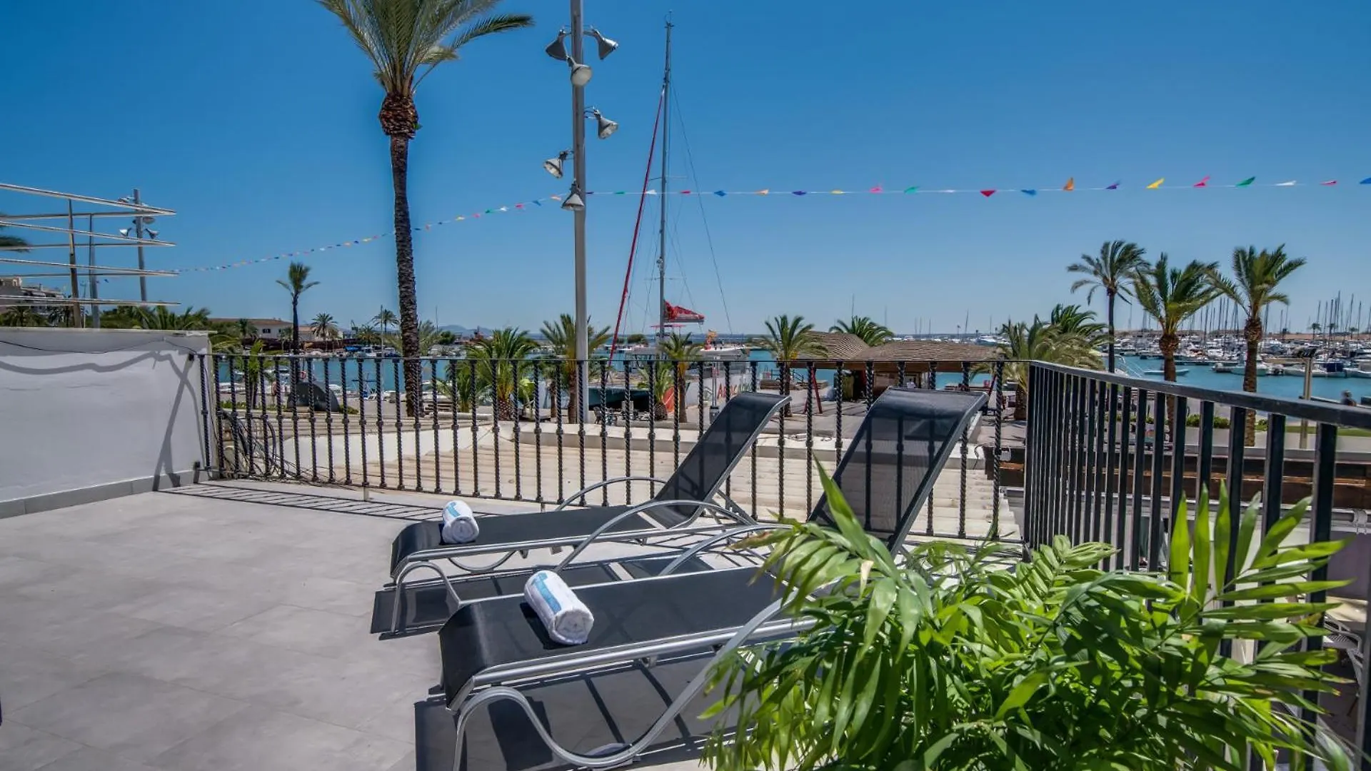 Ideal Property Mallorca - Mary 4 Pax 阿尔库迪亚港 0*,